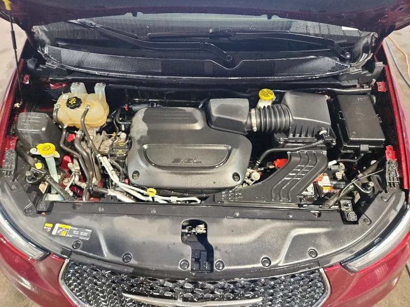 2022 CHRYSLER PACIFICA TOURING L 12