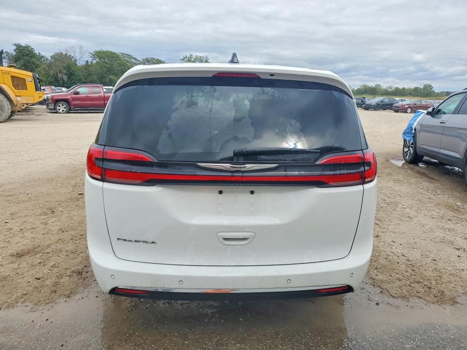 2025 CHRYSLER PACIFICA SELECT 6