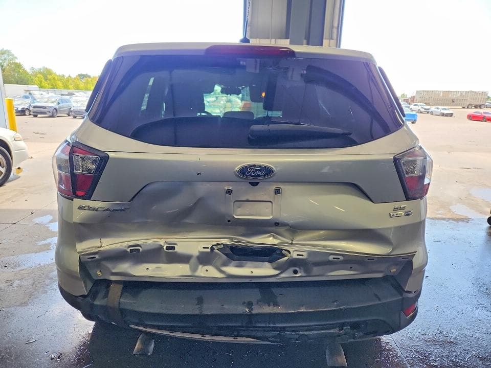 2017 FORD ESCAPE SE 6
