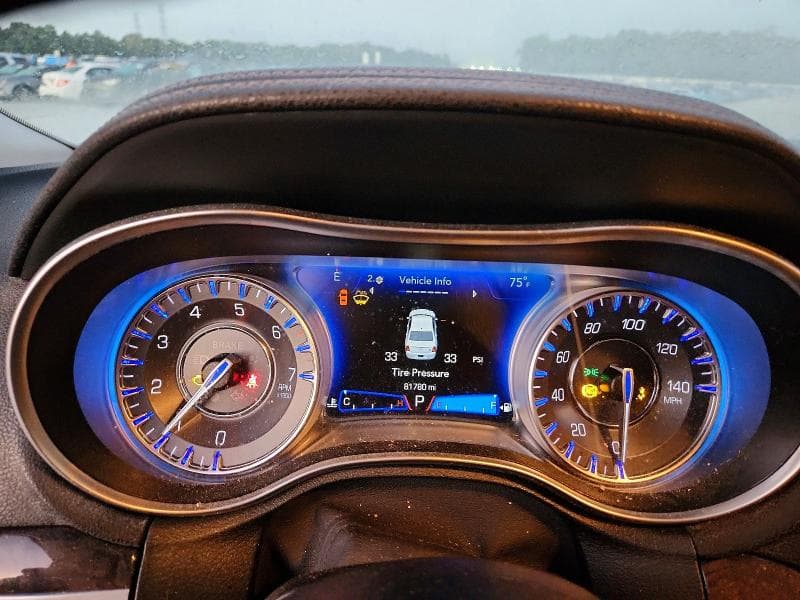 2021 CHRYSLER 300 TOURING 9