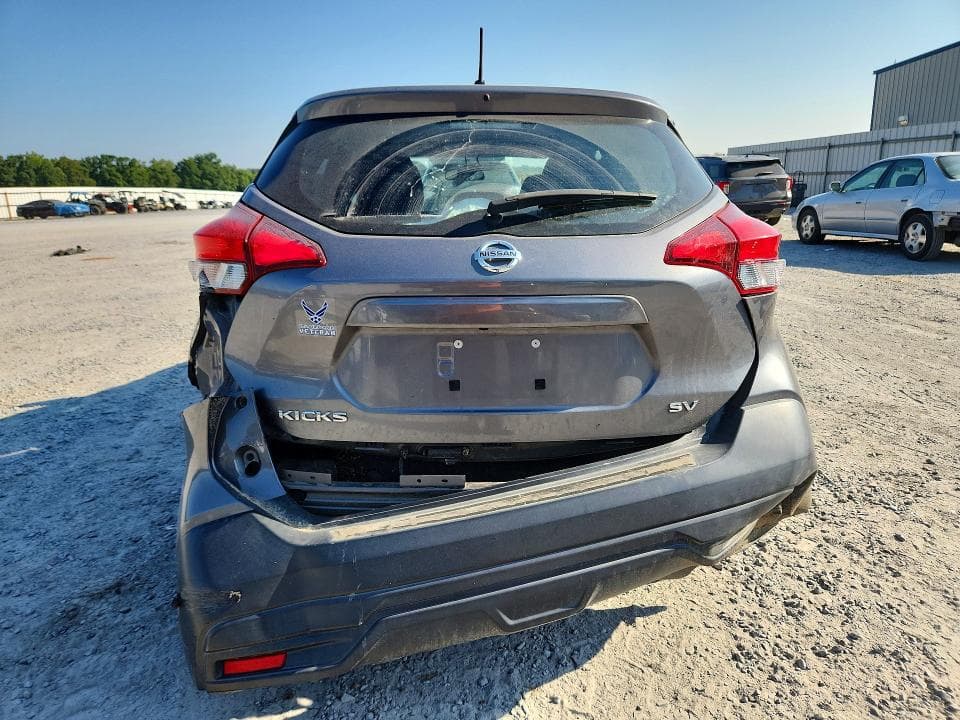 2018 NISSAN KICKS S 6