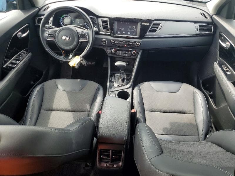 2018 KIA NIRO EX 8