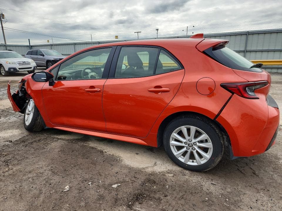 2024 TOYOTA COROLLA HATCHBACK SE 2