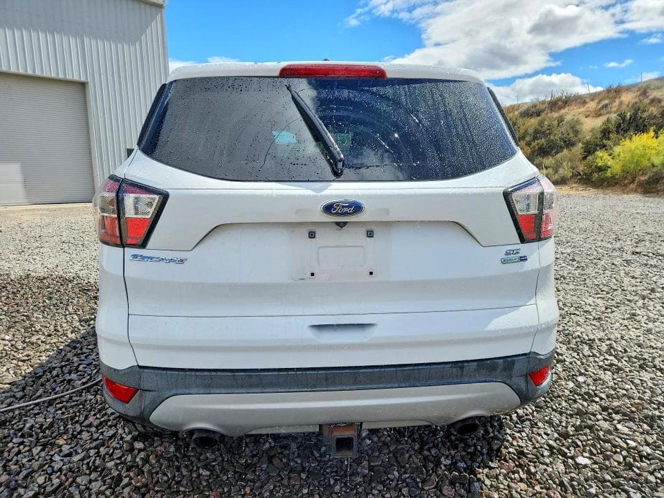 2017 FORD ESCAPE SE 6