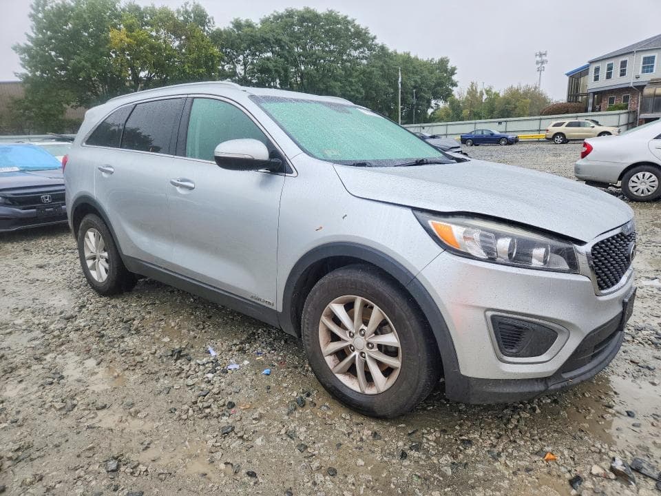 2018 KIA SORENTO LX V6 4