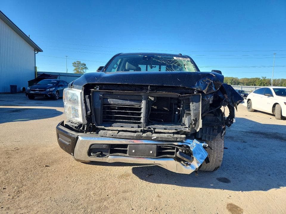 2020 NISSAN TITAN SV 5
