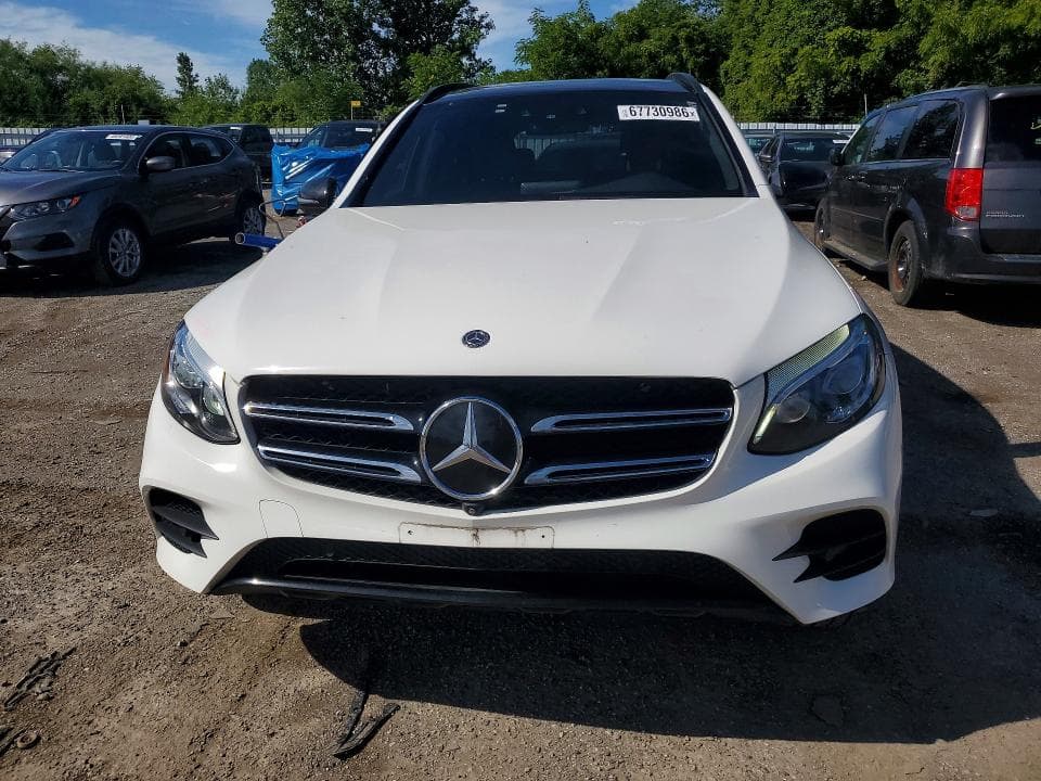 2019 MERCEDES-BENZ GLC 300 4MATIC 5
