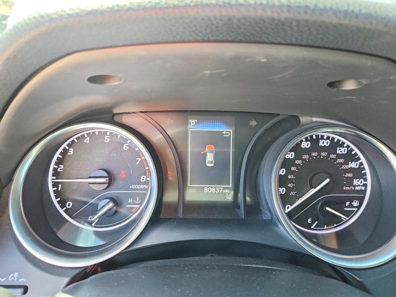 2018 TOYOTA CAMRY SE 9