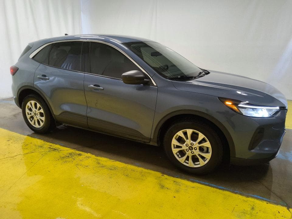 2023 FORD ESCAPE ACTIVE 4