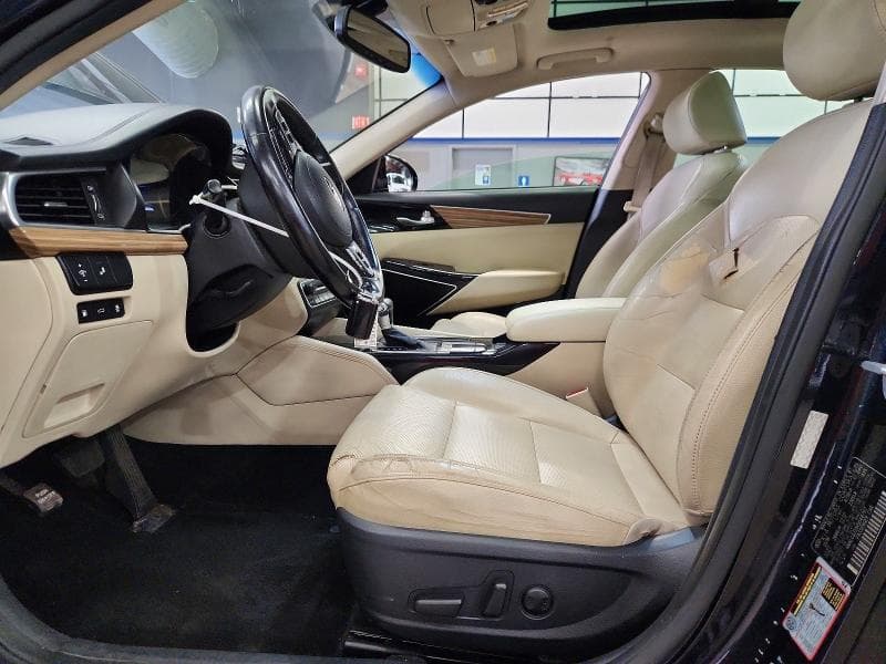 2017 KIA CADENZA PREMIUM 7