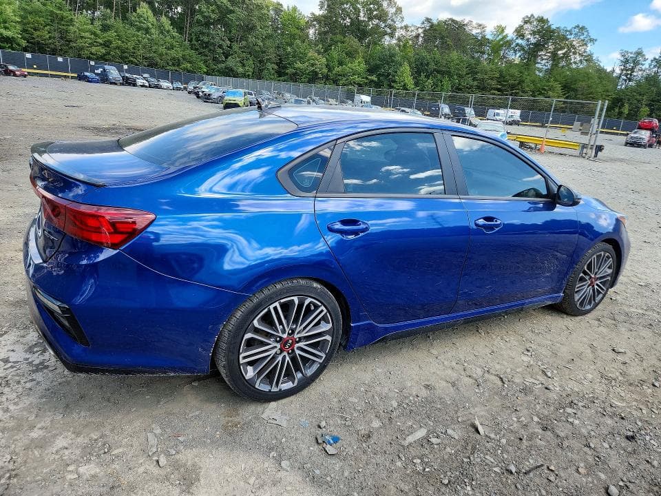 2021 KIA FORTE GT 3