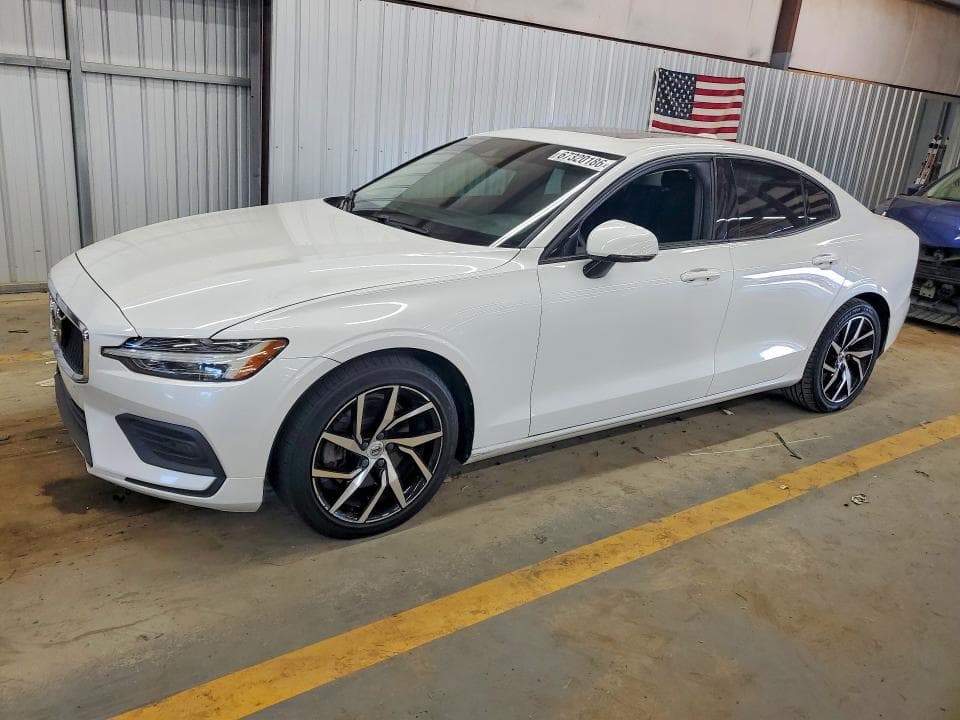 2020 VOLVO S60 T5 MOMENTUM - 1