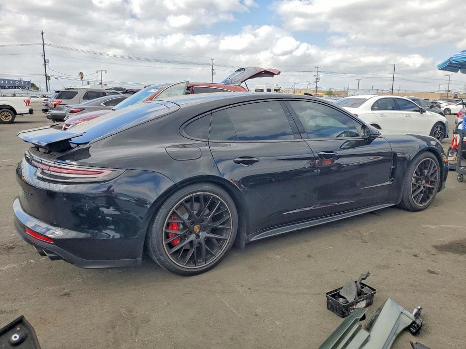 2020 PORSCHE PANAMERA GTS 3