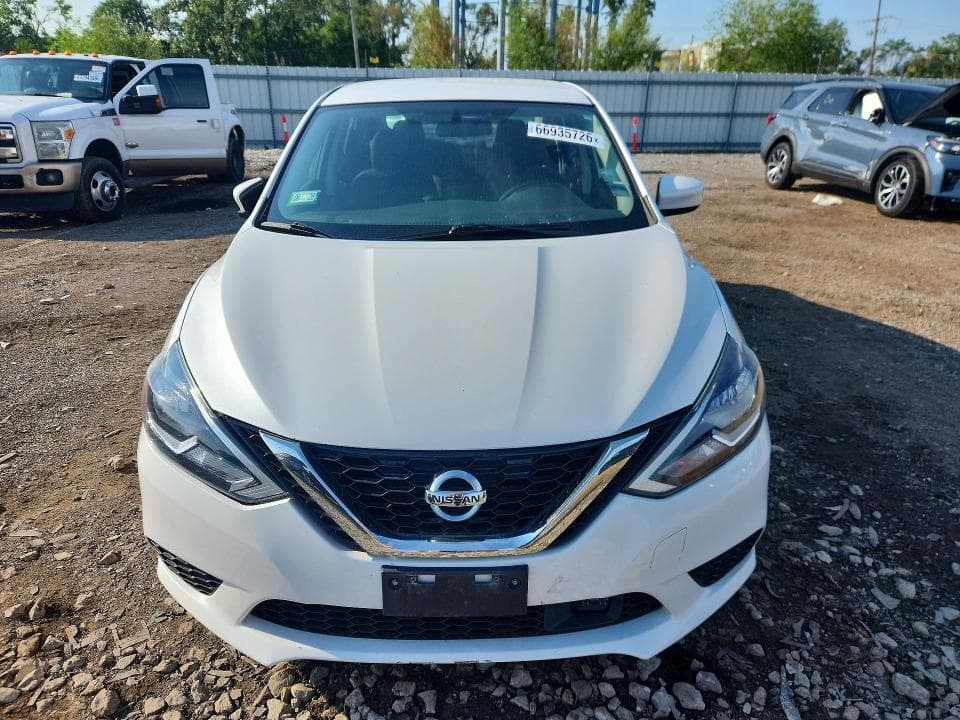 2019 NISSAN SENTRA SV 5