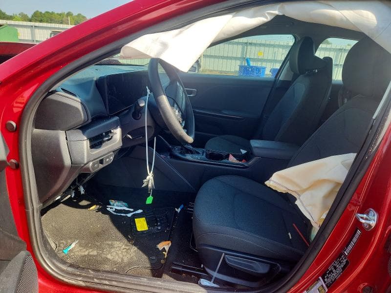 2025 KIA K4 LXS 7
