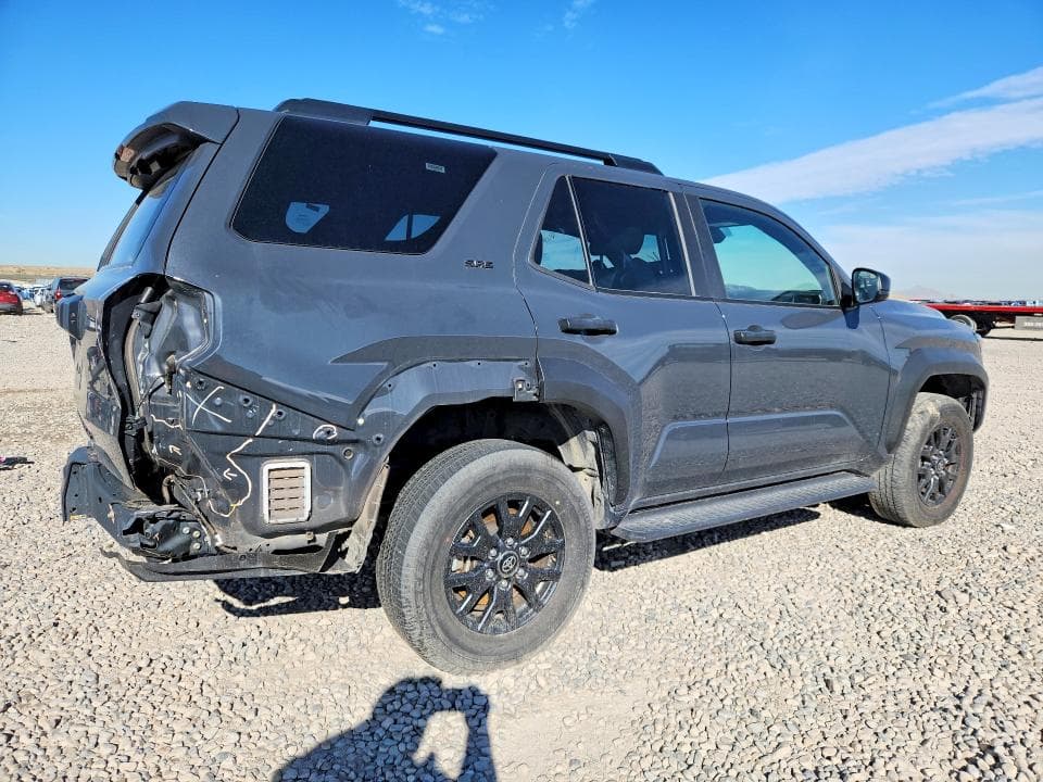 2025 TOYOTA 4RUNNER SR5 3