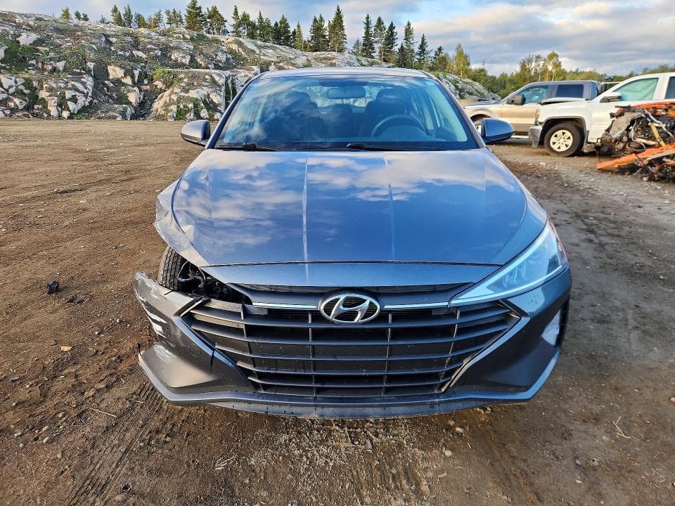 2020 HYUNDAI ELANTRA SE 5