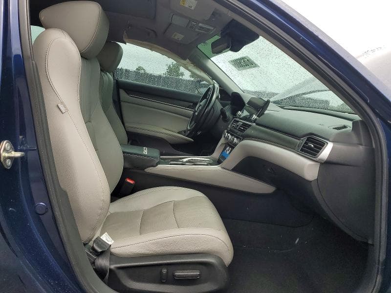 2020 HONDA ACCORD TOURING 7