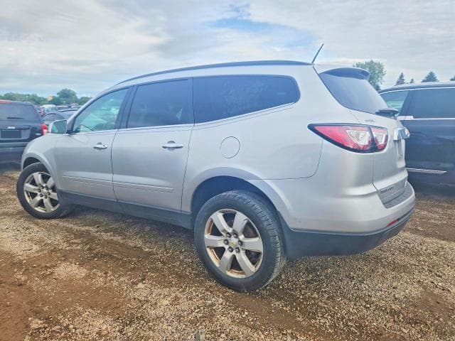 2017 CHEVROLET TRAVERSE LT 2