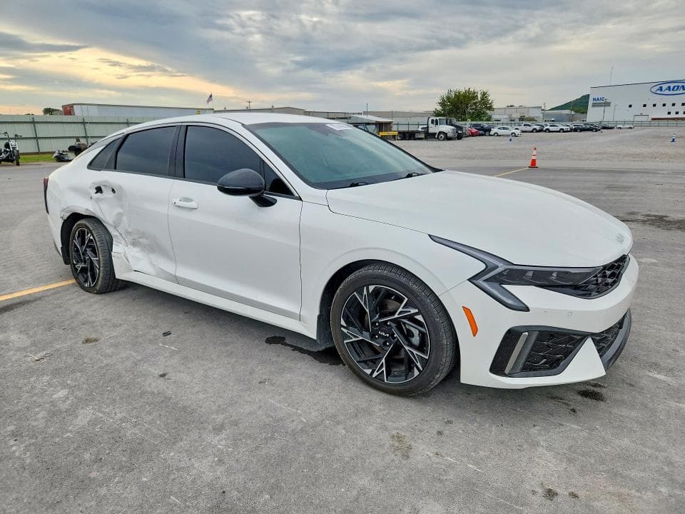 2025 KIA K5 GT LINE 4