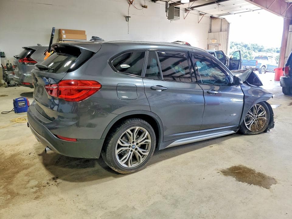2017 BMW X1 XDRIVE28I 3