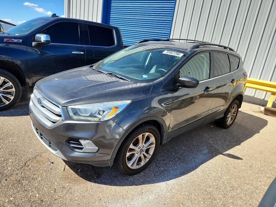2017 FORD ESCAPE SE