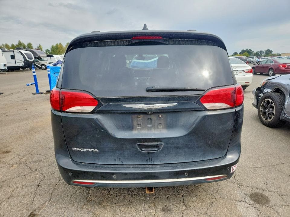 2017 CHRYSLER PACIFICA TOURING L 6