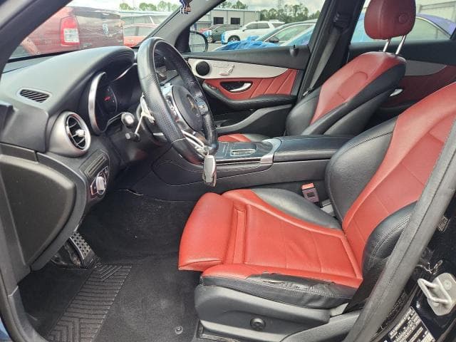 2020 MERCEDES-BENZ GLC 300 7