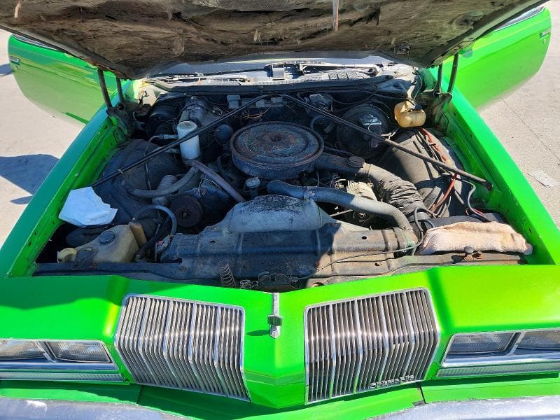 1977 OLDSMOBILE 88 11