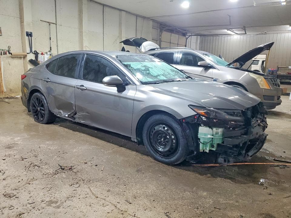 2026 TOYOTA CAMRY SE 4
