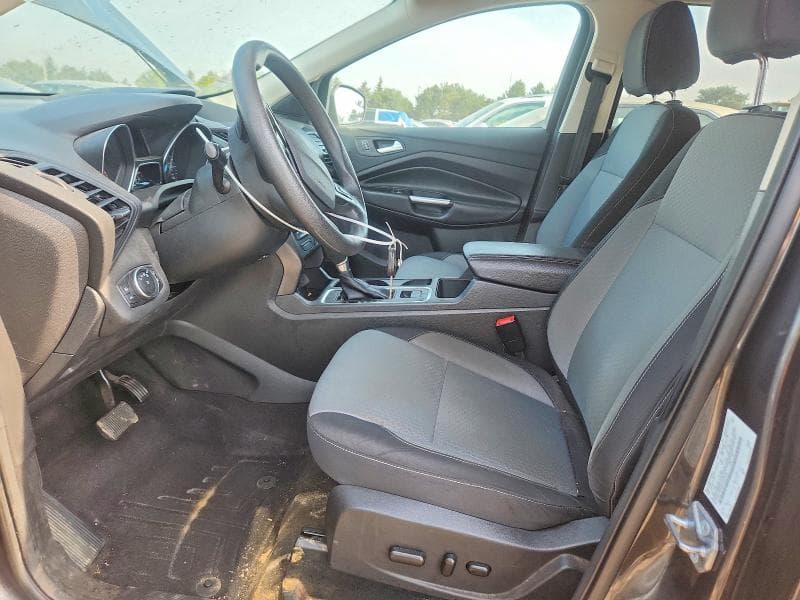 2017 FORD ESCAPE SE 7