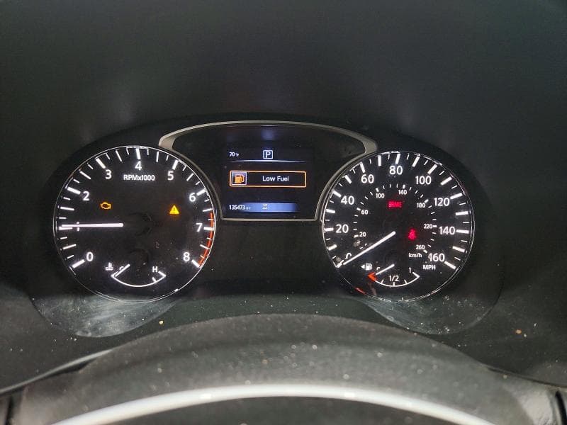 2018 NISSAN PATHFINDER SV 9