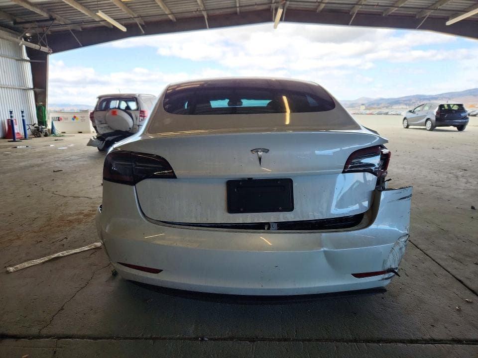 2023 TESLA MODEL 3 6