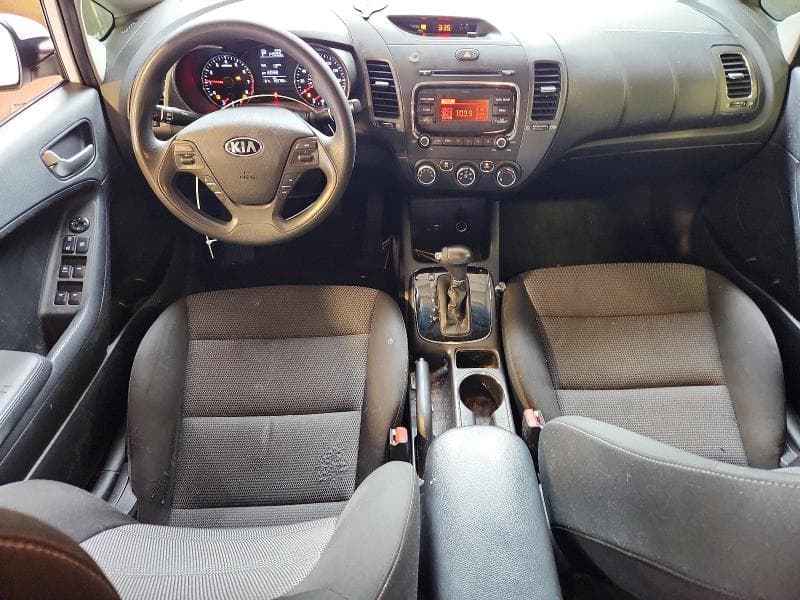 2017 KIA FORTE LX 8