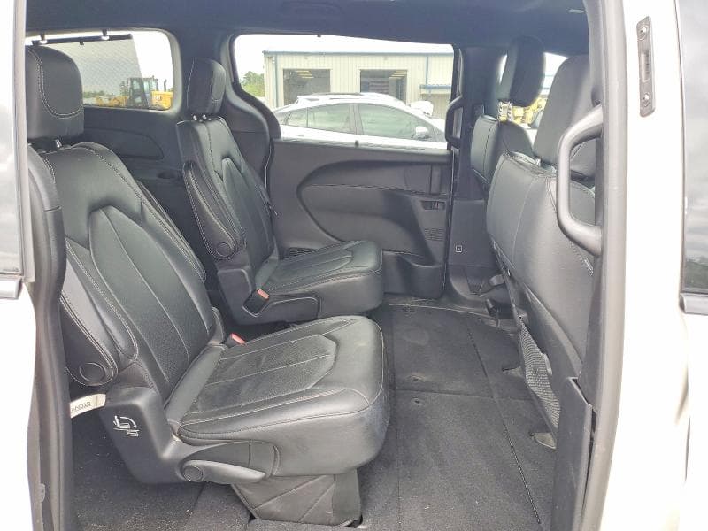 2020 CHRYSLER PACIFICA TOURING L 11