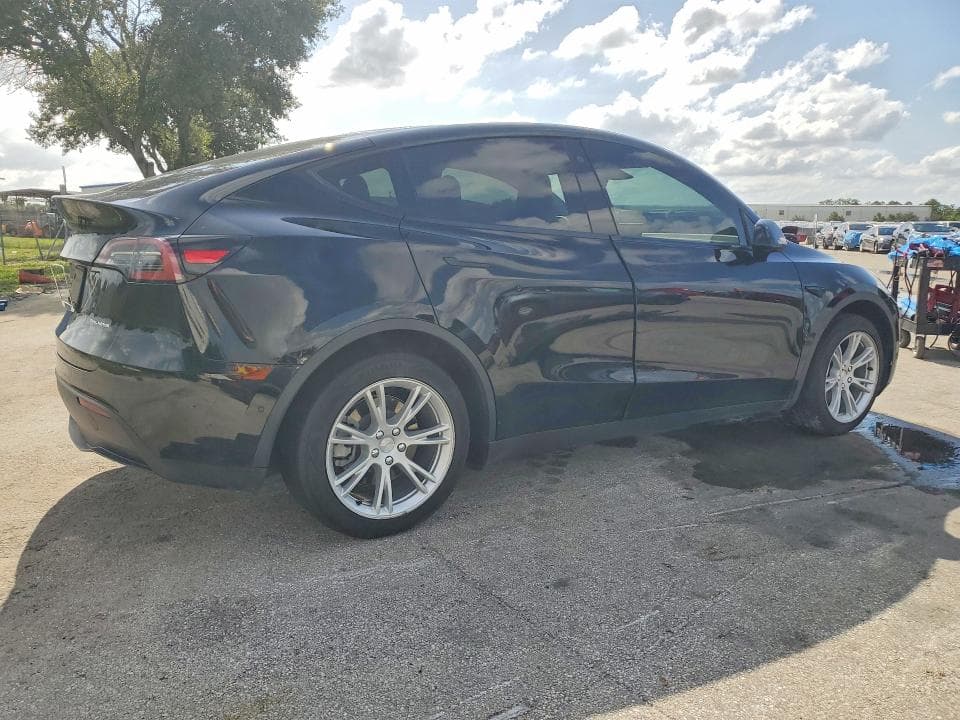 2022 TESLA MODEL Y 3