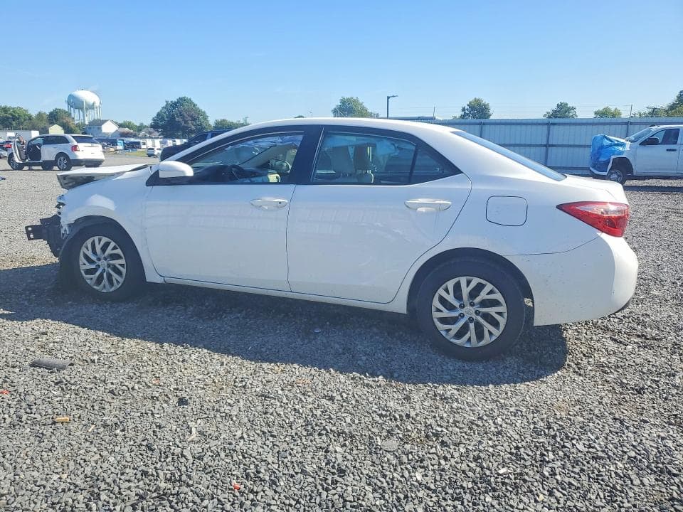 2018 TOYOTA COROLLA LE 2