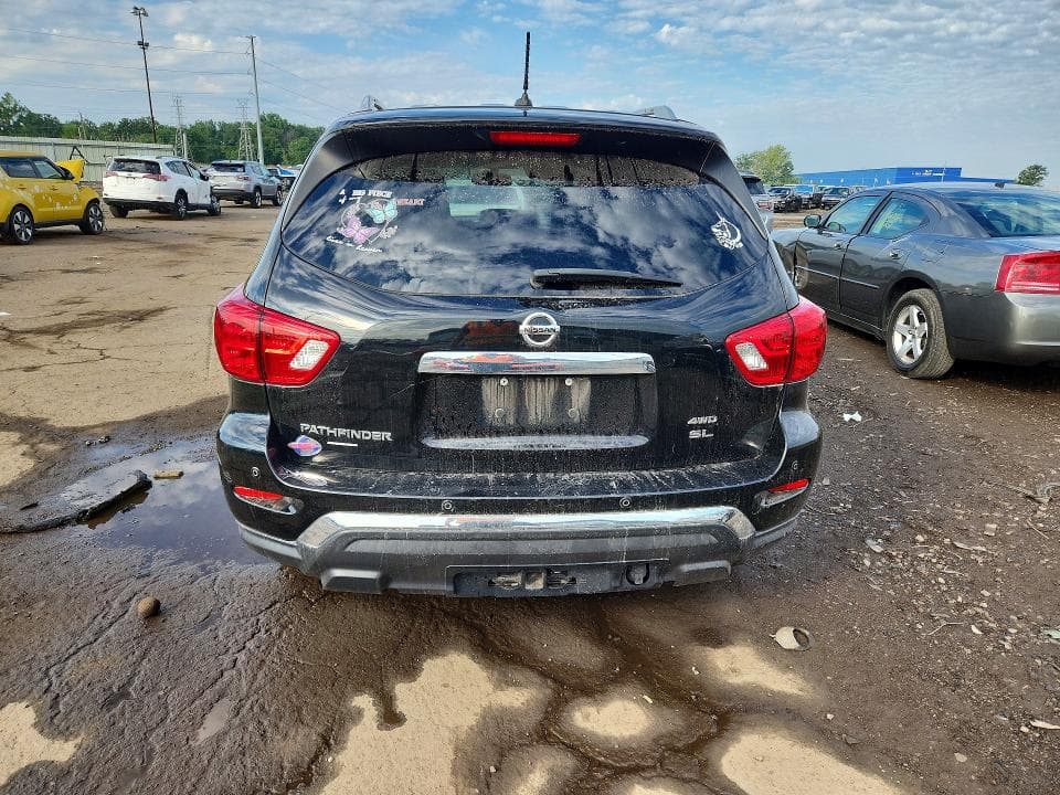 2017 NISSAN PATHFINDER SL 6