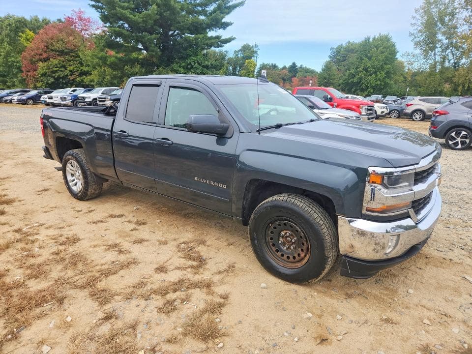2017 CHEVROLET SILVERADO K1500 LT 4