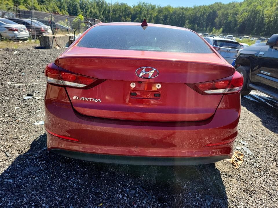 2018 HYUNDAI ELANTRA SEL 6