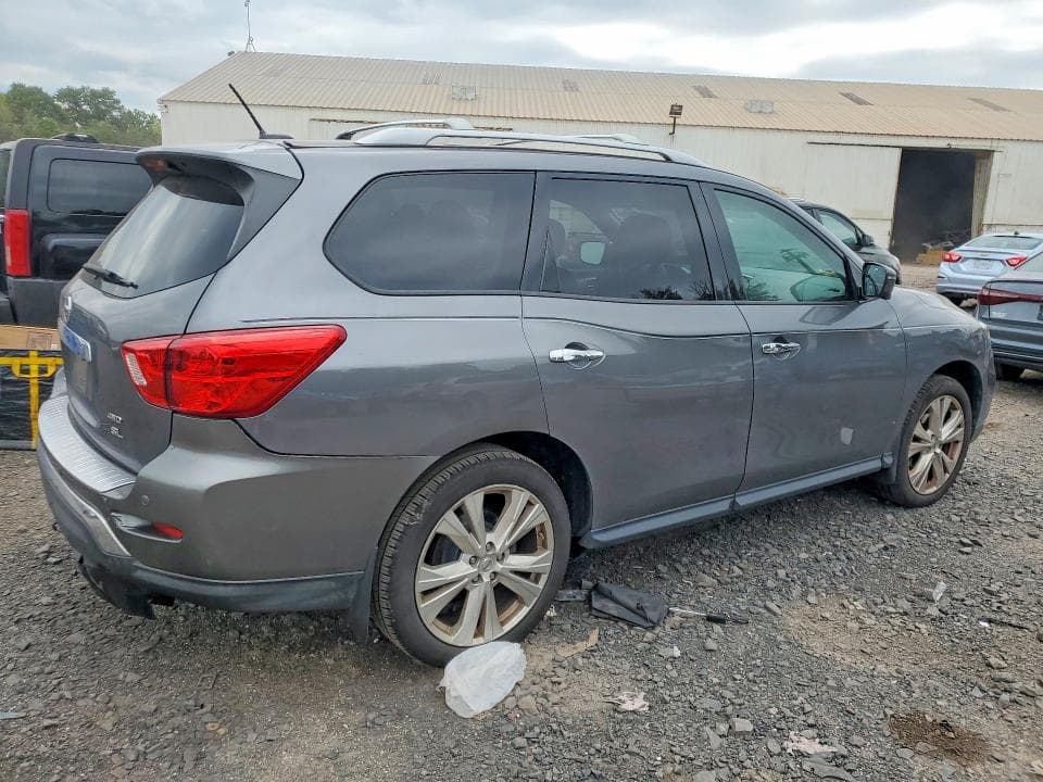 2018 NISSAN PATHFINDER SL 3
