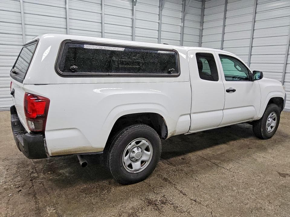 2022 TOYOTA TACOMA SR 3