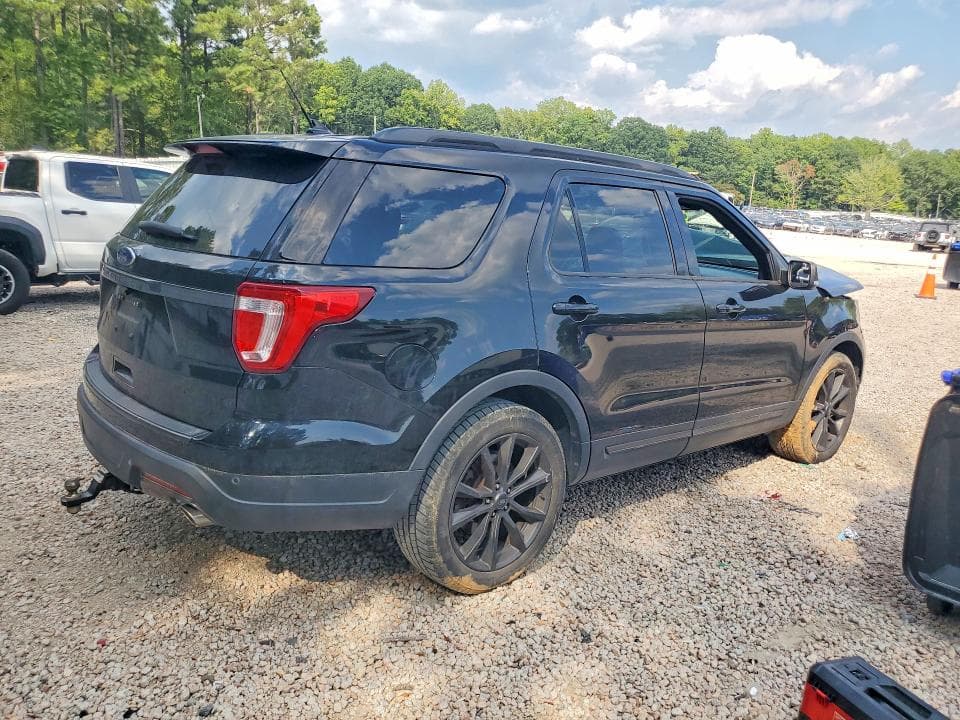 2018 FORD EXPLORER XLT 3