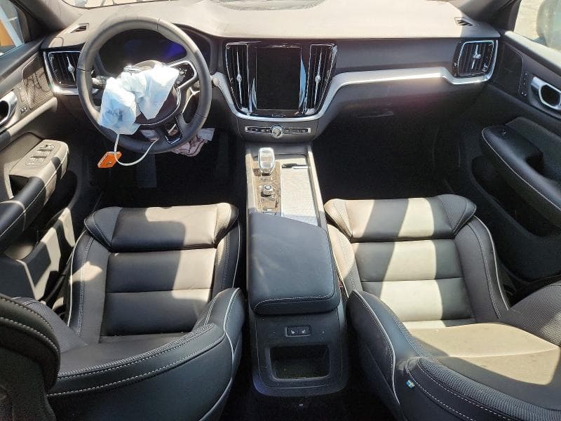 2024 VOLVO S60 PLUS 8