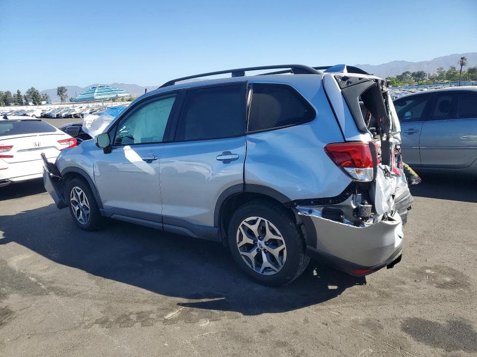 2019 SUBARU FORESTER PREMIUM 2