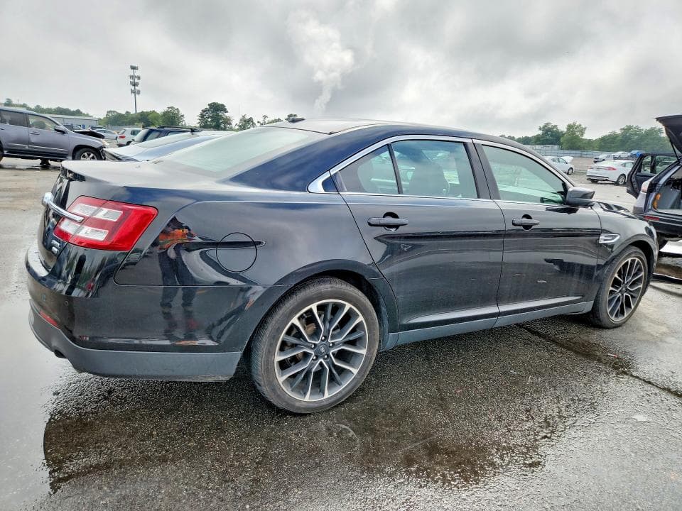 2018 FORD TAURUS SEL 3