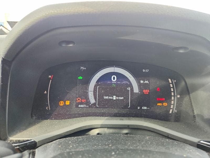 2025 TOYOTA CAMRY SE 9