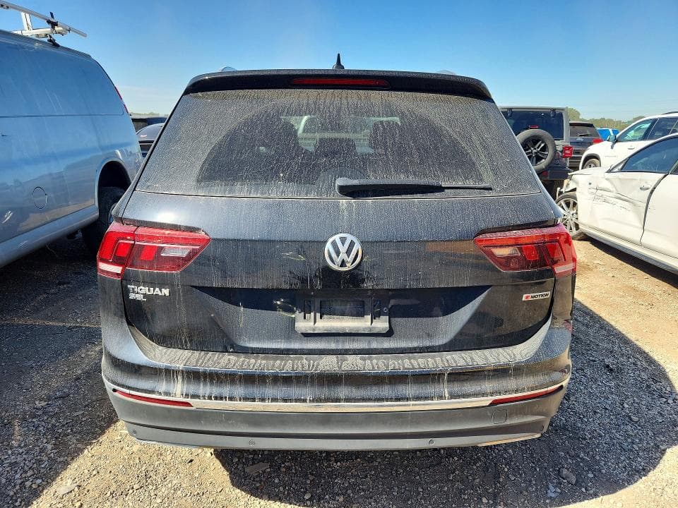 2021 VOLKSWAGEN TIGUAN SE 6