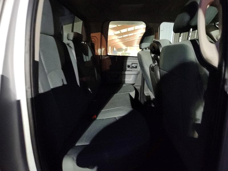 2017 RAM 1500 SLT 10
