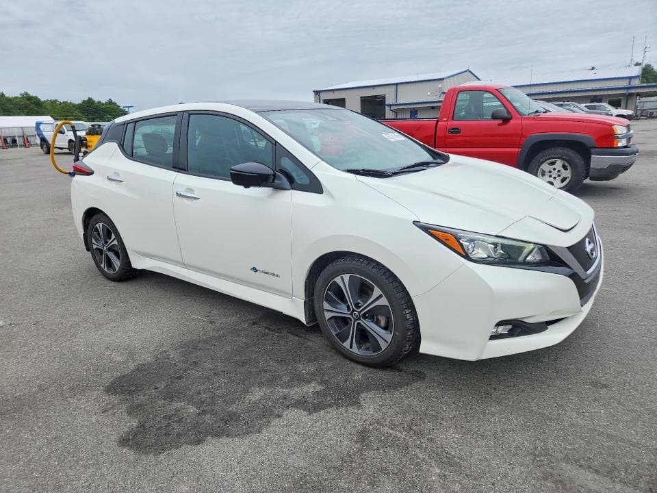 2018 NISSAN LEAF SL 4